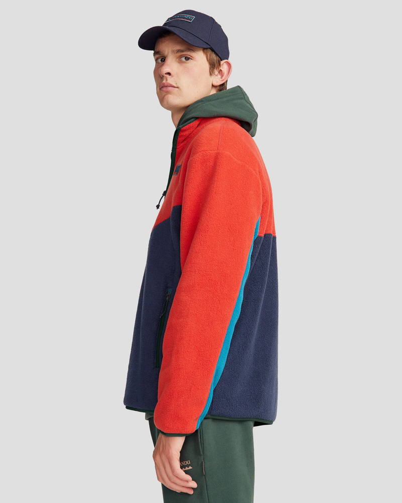 Kathmandu Men's Trailhead Fleece Heritage in Classic Red-2