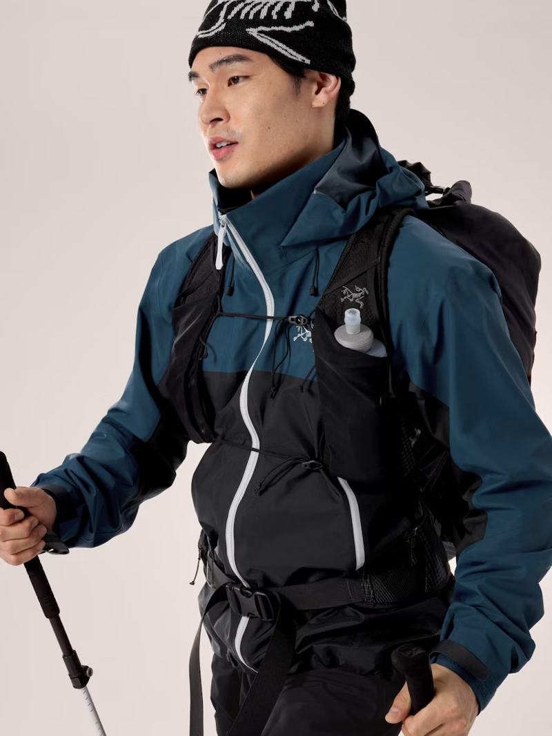 Arc'teryx Men's Beta AR Jacket in Lodestar-10