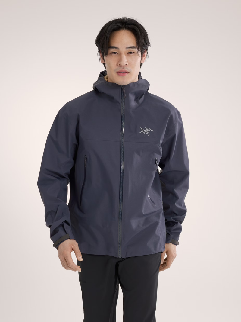 Arc'teryx Men's Beta Jacket in Black Sapphire-2