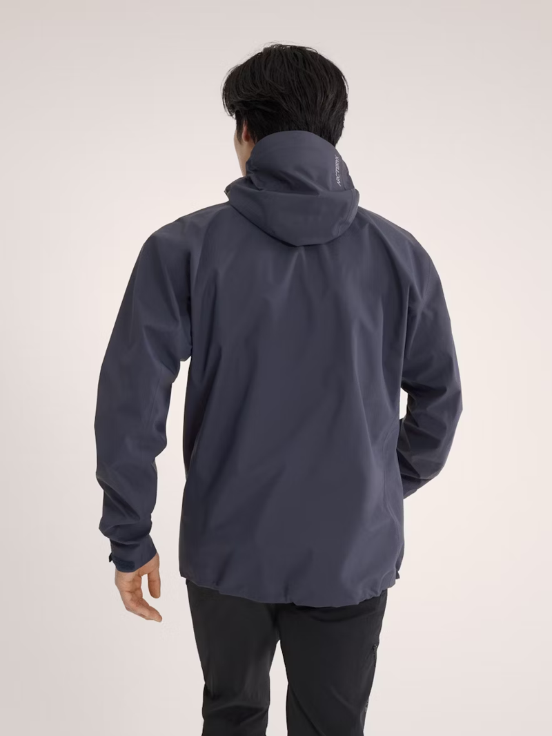 Arc'teryx Men's Beta Jacket in Black Sapphire-5