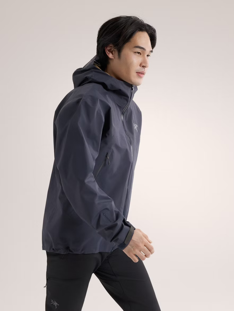 Arc'teryx Men's Beta Jacket in Black Sapphire-4
