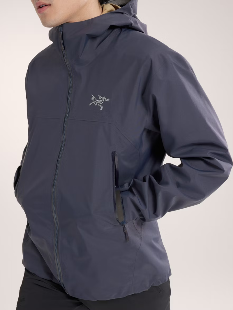 Arc'teryx Men's Beta Jacket in Black Sapphire-6