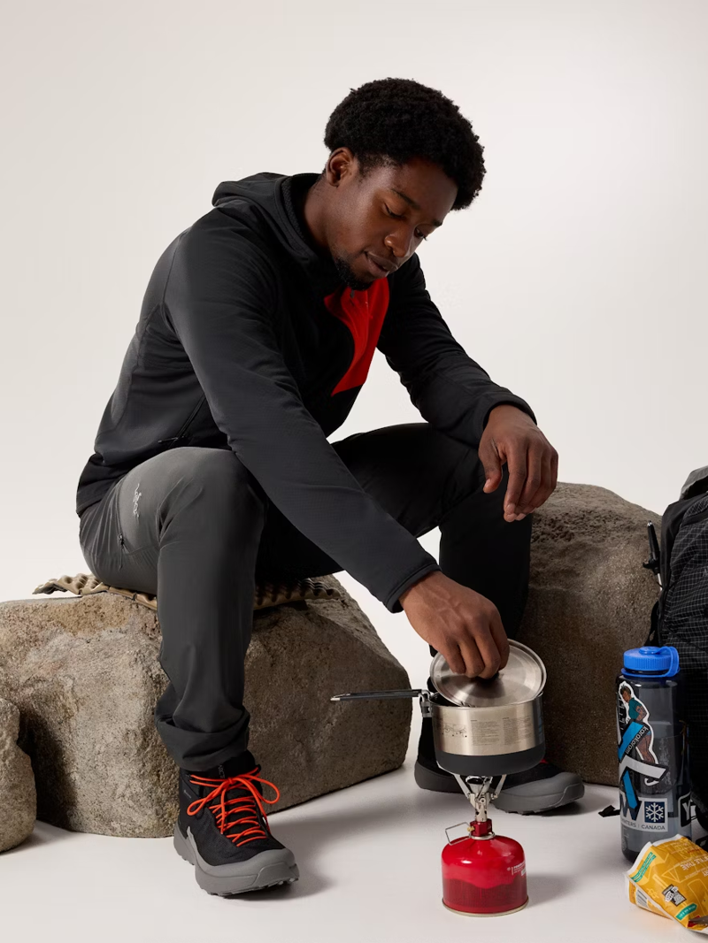 Arc'teryx Men's Delta Hoody in Black/Dynasty-7