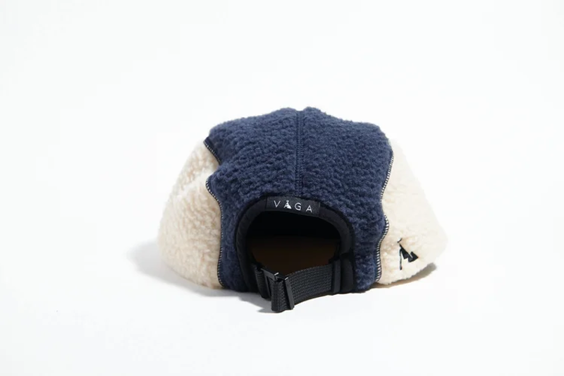Vaga Teddy Fleece Cap in Navy/Off-White-3