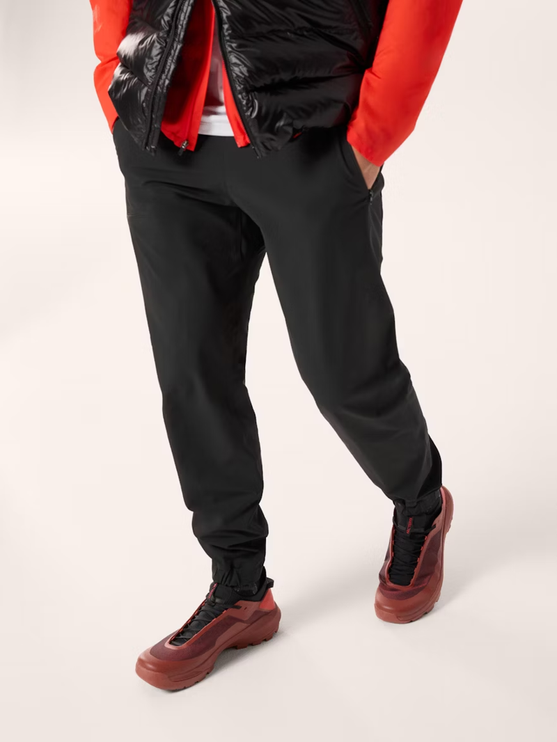 Arc'teryx Men's Gamma Joggers in Black-5