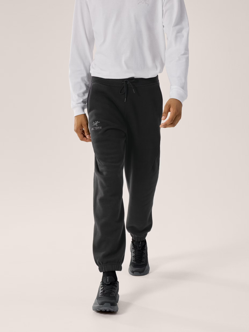 Arc'teryx Men's Emblem Fleece Joggers in Black-1