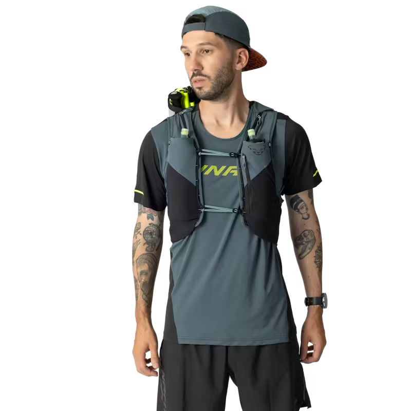 Dynafit Ultra 12 Vest in Cinder/Black Out-9