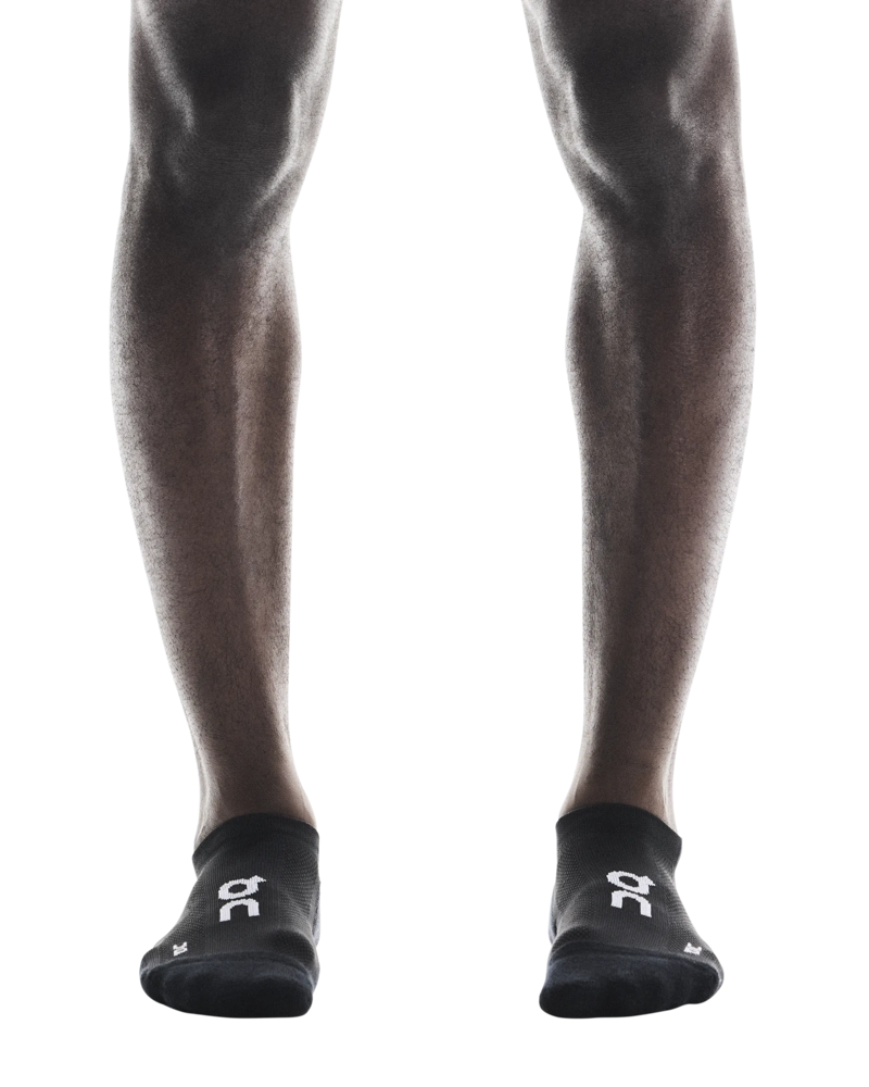 On Running Core Low Run Sock 2-Pack in Black