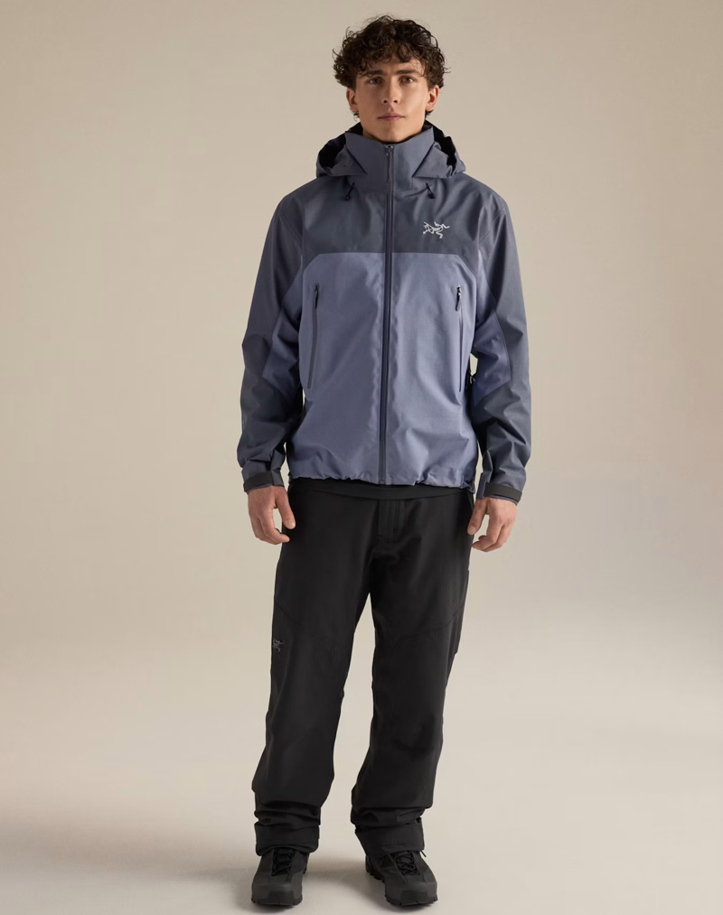 Arc'teryx Men's Beta AR Jacket in Dark Stratus/Stratus-8