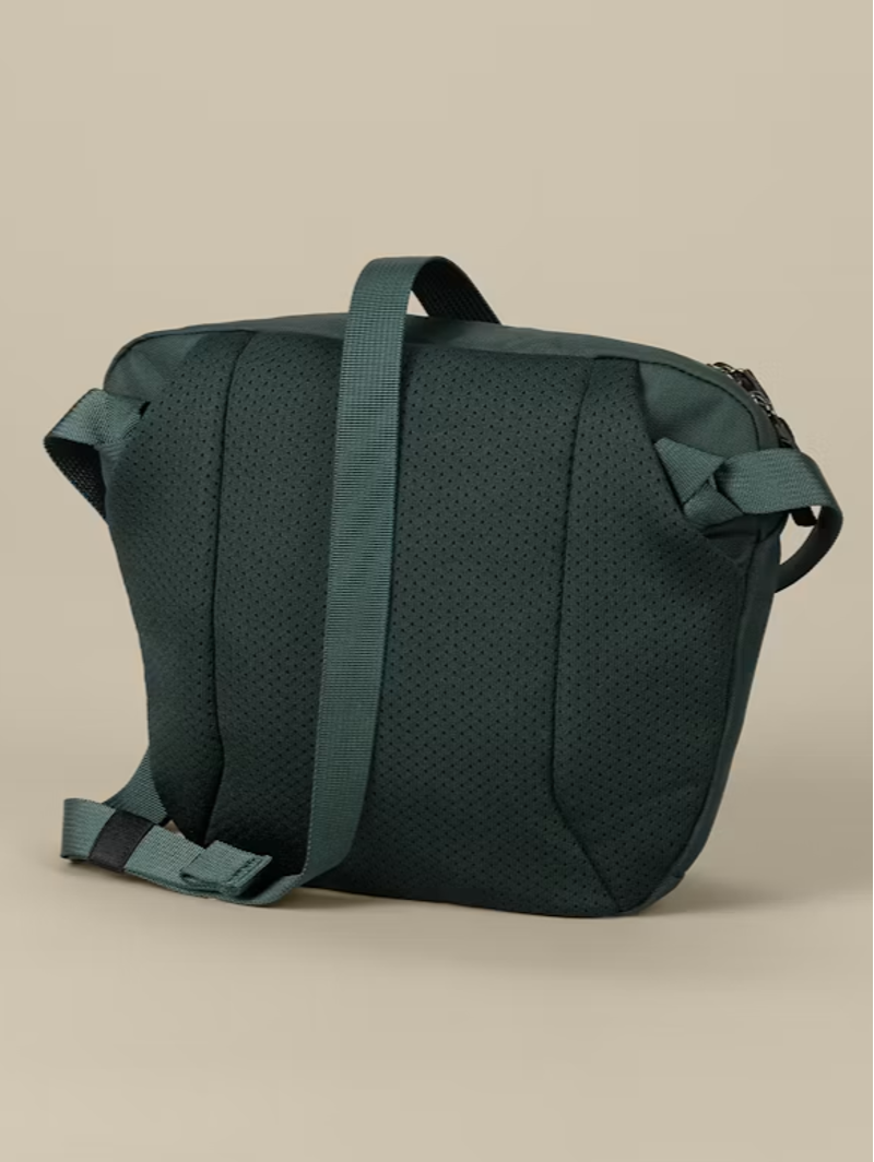 Arc'teryx Mantis 2 Waist Pack in Dark Jade-1