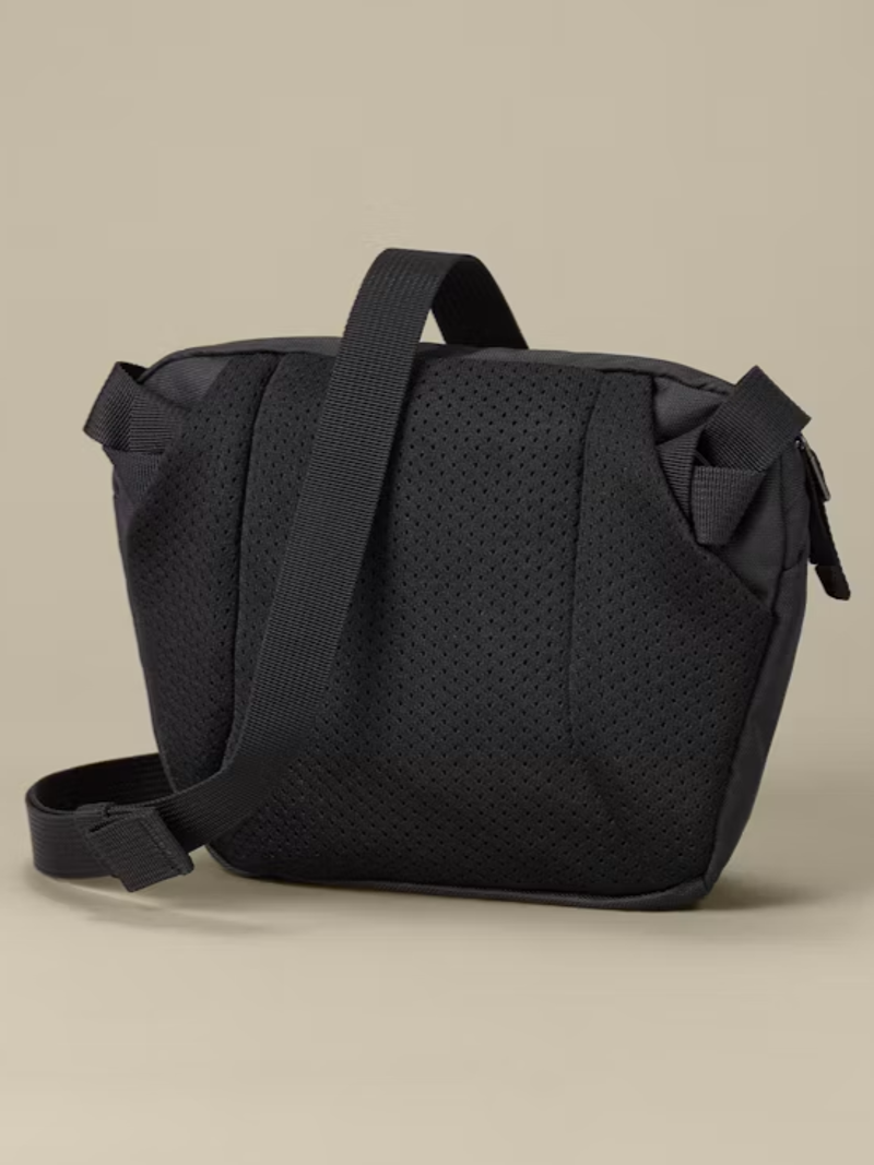 Arc'teryx Mantis 1 Waist Pack in 24K Black-1