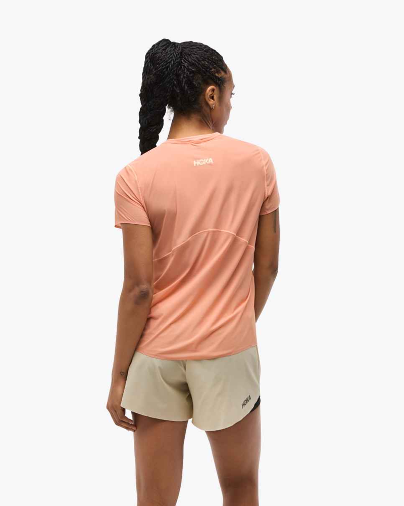Hoka Women's Airolite Run Tee in Dry Clay-2