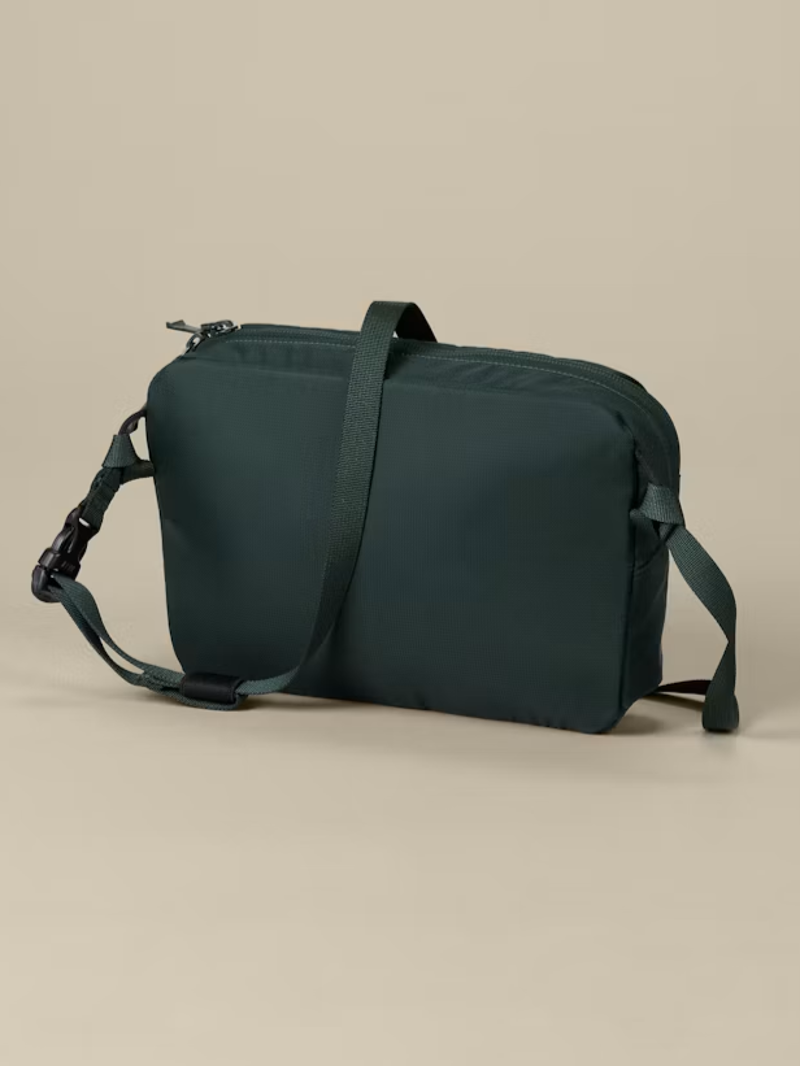 Arc'teryx Heliad Crossbody in Dark Jade-1