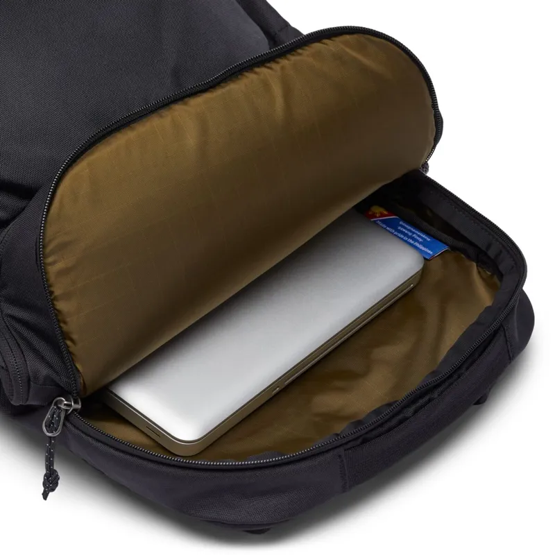 Cotopaxi Chiquillo 30L Backpack in Black-6