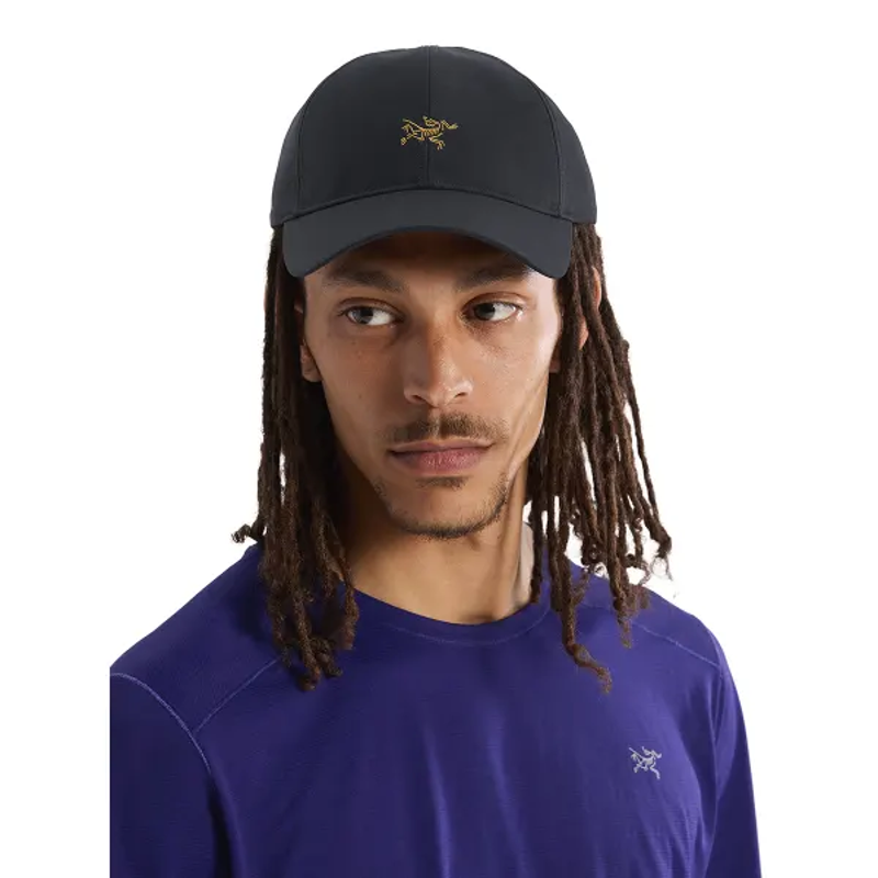 Arc'teryx Small Bird Cap in 24K Black-1