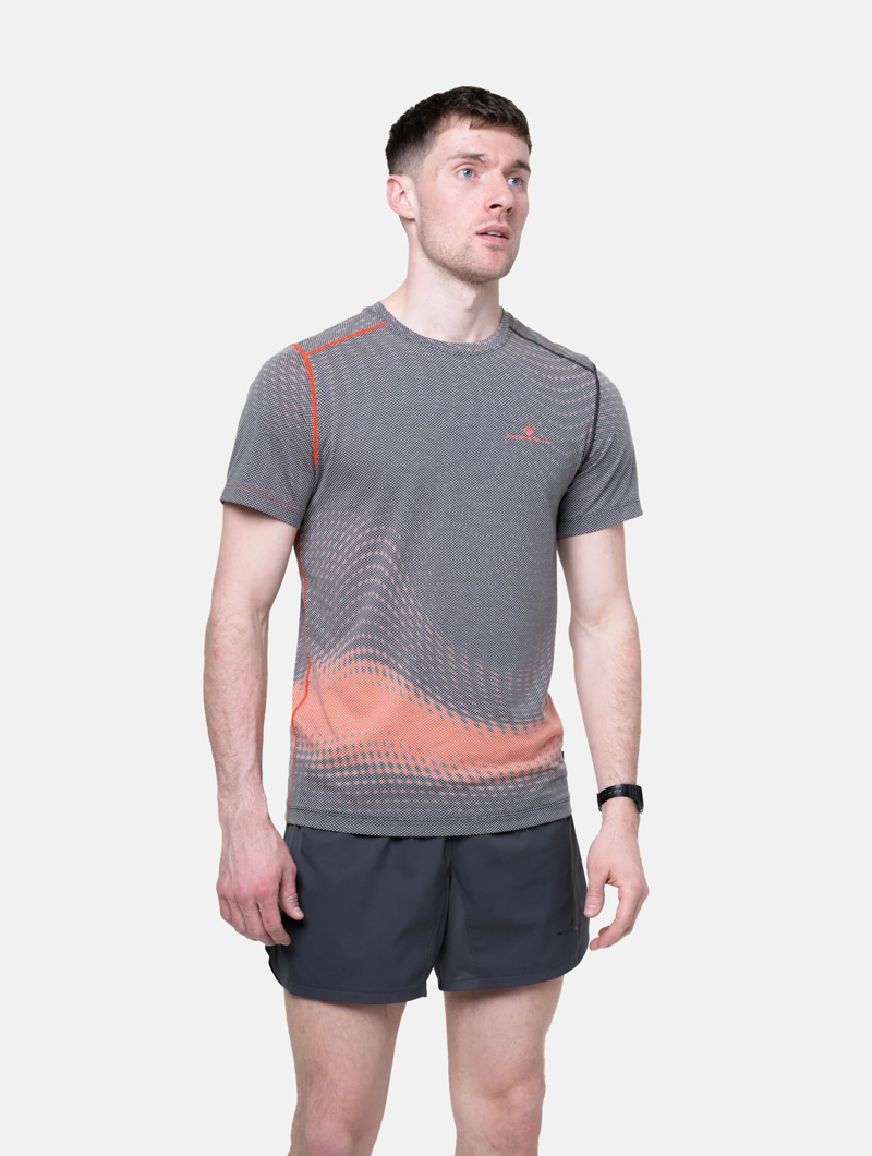 Ronhill Men's Tech Golden Hour Tee in Red Motion-2