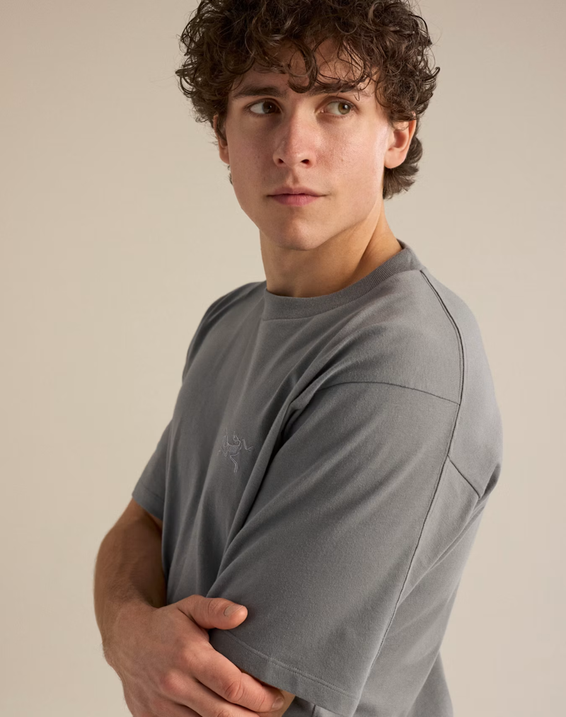 Arc'teryx Men's Kragg Cotton Emblem Crew Tee in Void-3