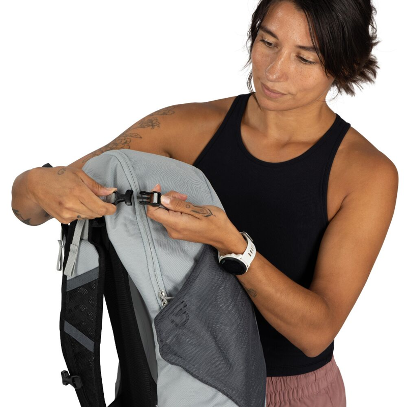 Osprey Hikelite LT 22 in Silver Lining-9