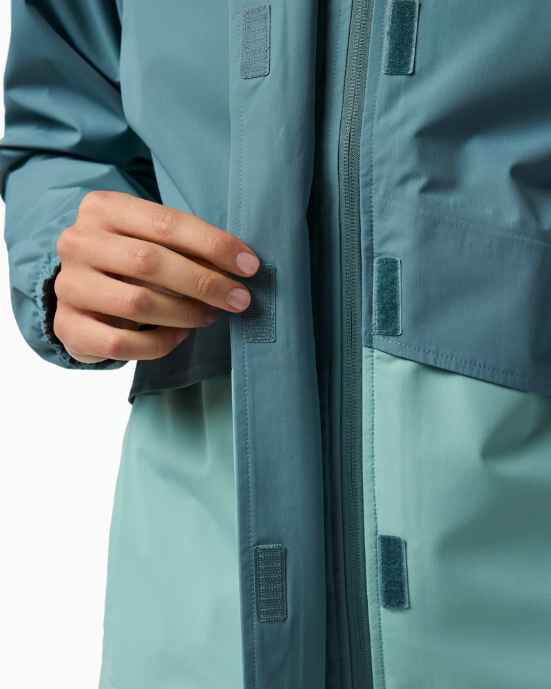 Cotopaxi Women's Rayu Rain Jacket in Everglade and Tide Pool-7