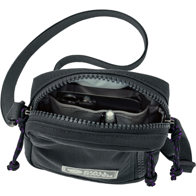 Fjallraven Vardag Small Pocket in Coal Black-3