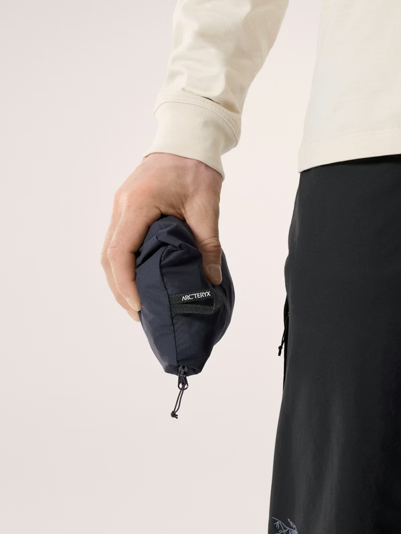 Arc'teryx Men's Squamish Hoody in Black-7