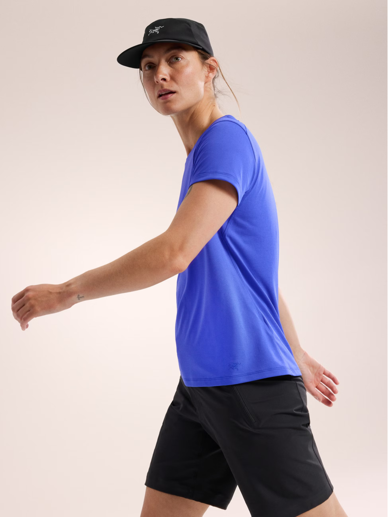 Arc'teryx Women's Taema Crew Tee in Electric Heather-4
