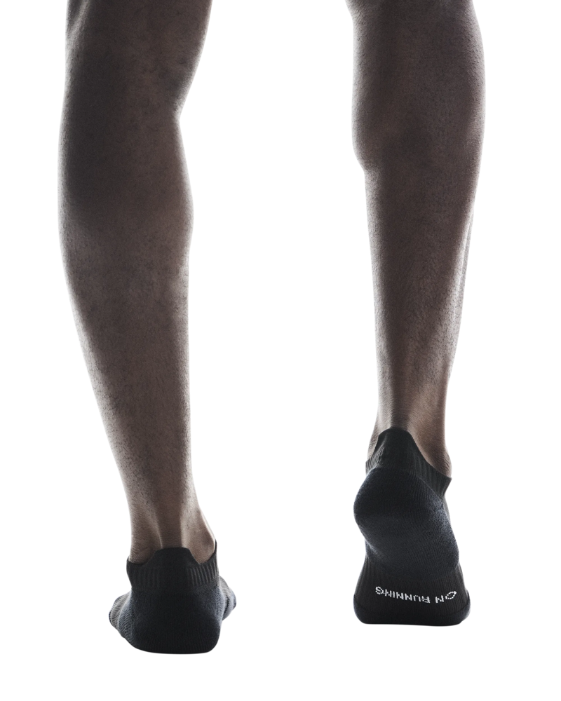 On Running Core Low Run Sock 2-Pack in Black-2