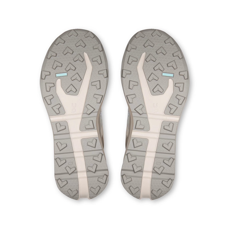 On Running Women's Cloudvista 3 in Pearl/Cinder-4