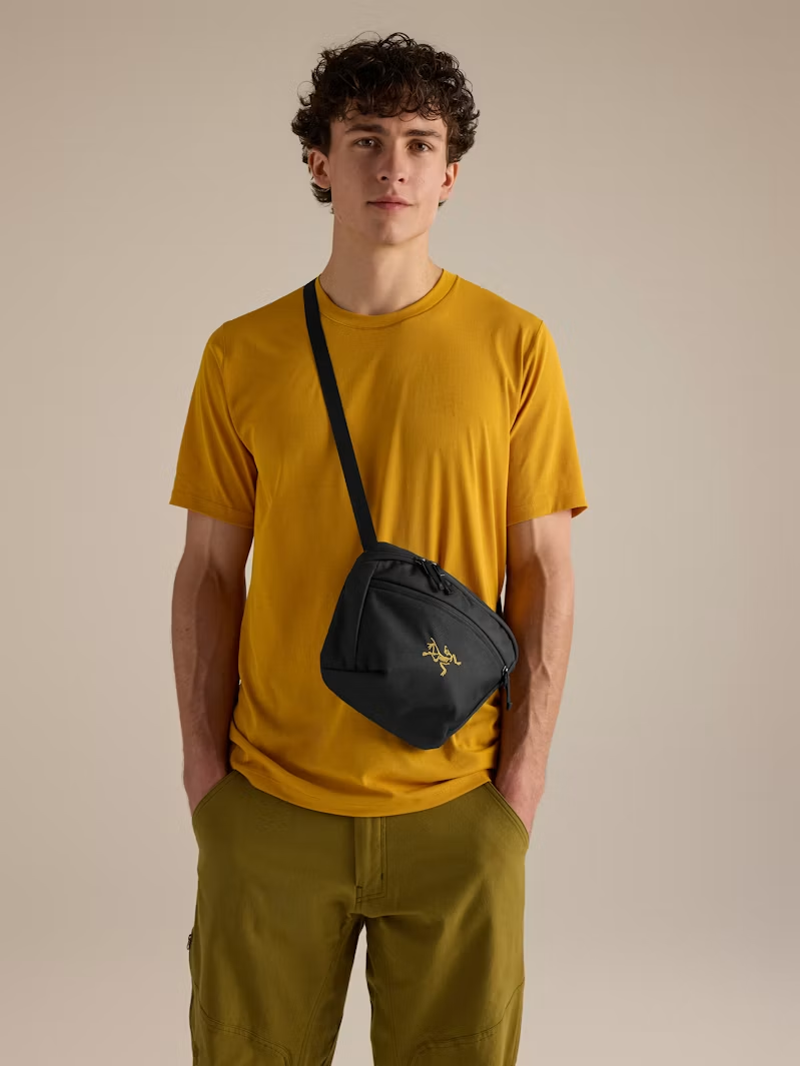 Arc'teryx Mantis 2 Waist Pack in 24K Black-5