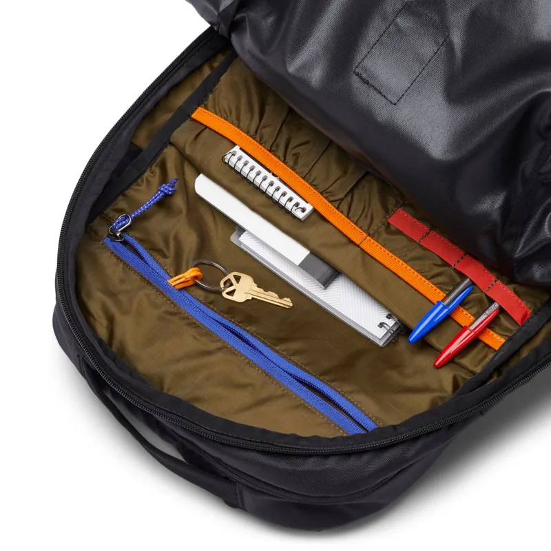 Cotopaxi Chiquillo 30L Backpack in Black-5