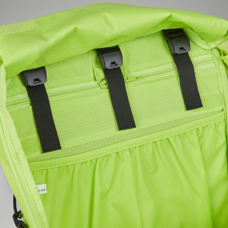 Berghaus Freeflow 24L in Yellow/Jet Black-12