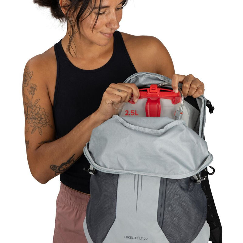 Osprey Hikelite LT 22 in Silver Lining-7