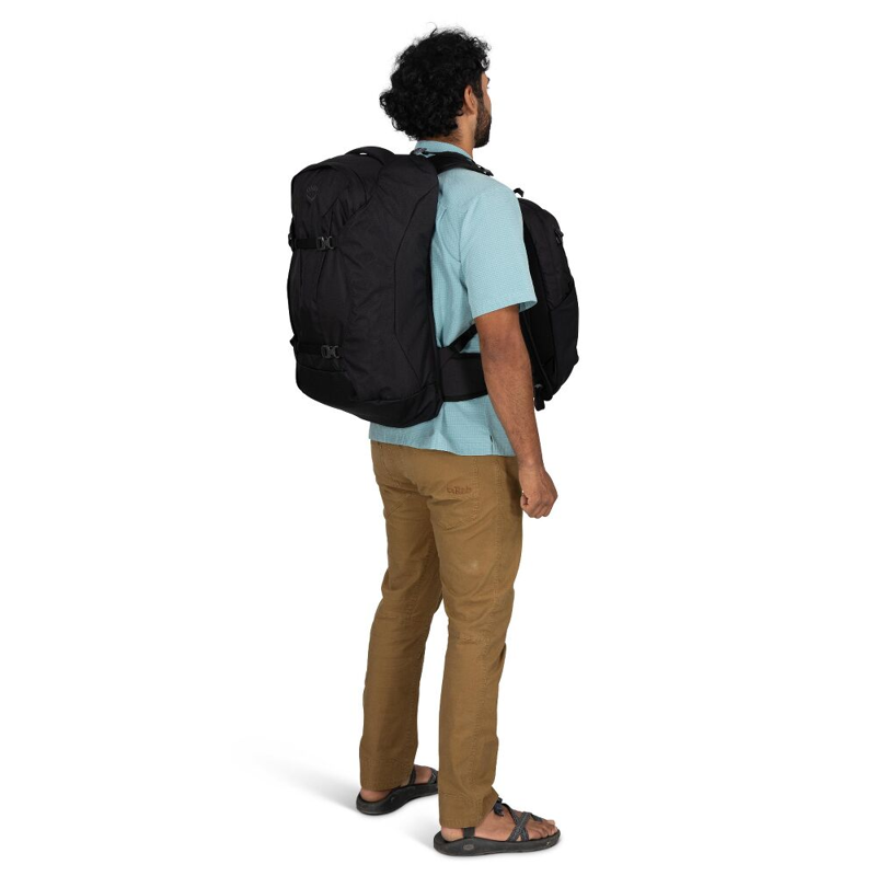 Osprey Farpoint 55 in Black-5