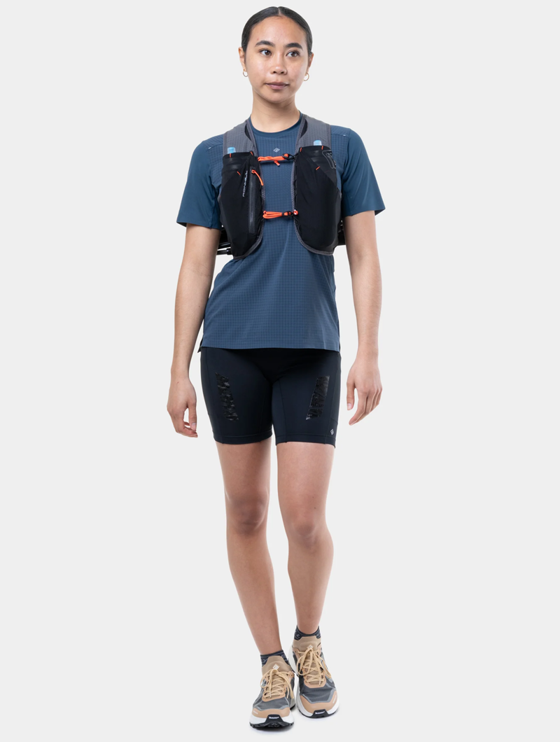 Ronhill Solus 5L Race Vest in Black/Ronhill Red-6