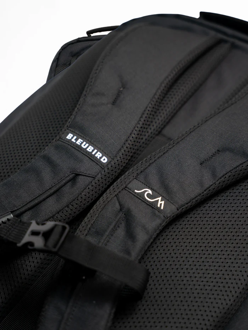 Bleubird Roamer Pack 40L in Black-2