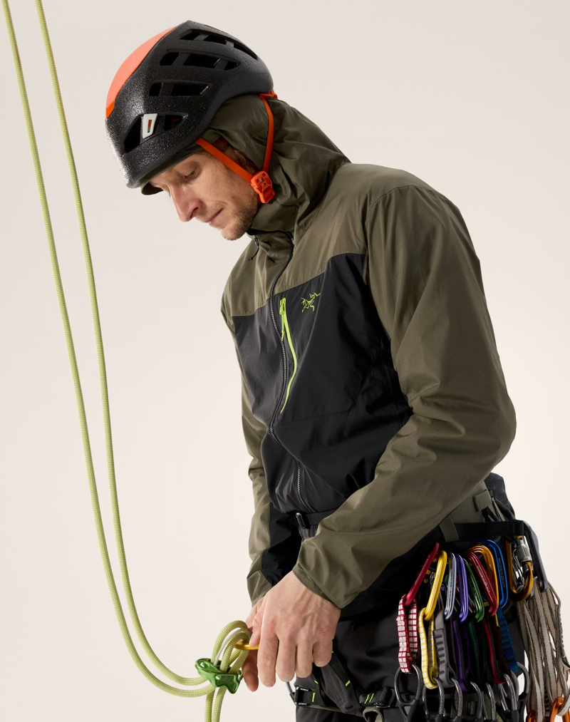 Arc'teryx Men's Squamish Hoody in Spotlight-9