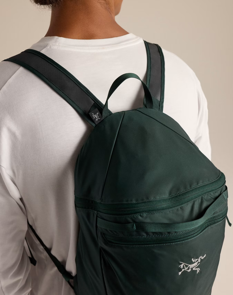 Arc'teryx Heliad 15 Backpack in Dark Jade-3
