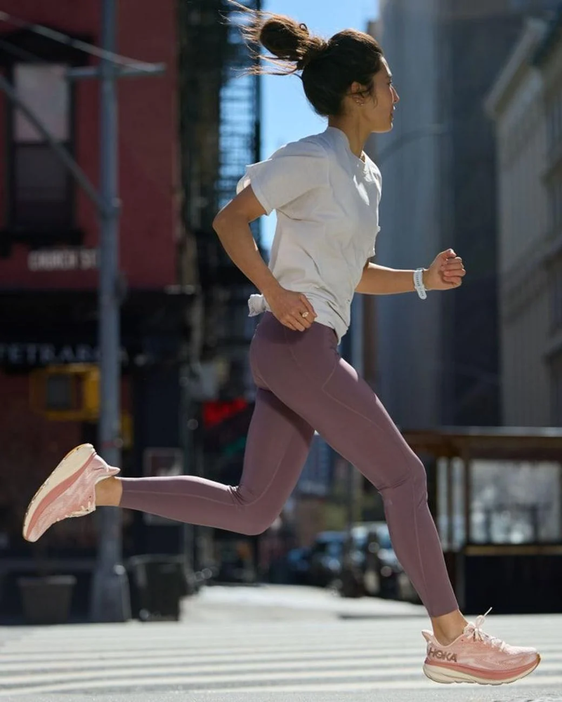 Hoka Women's Novafly Run 25 Tights in Smokey Quartz-1