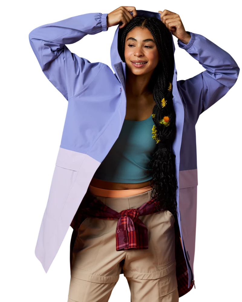 Cotopaxi Women's Rayu Rain Parka in Aster and Moonbeam-1