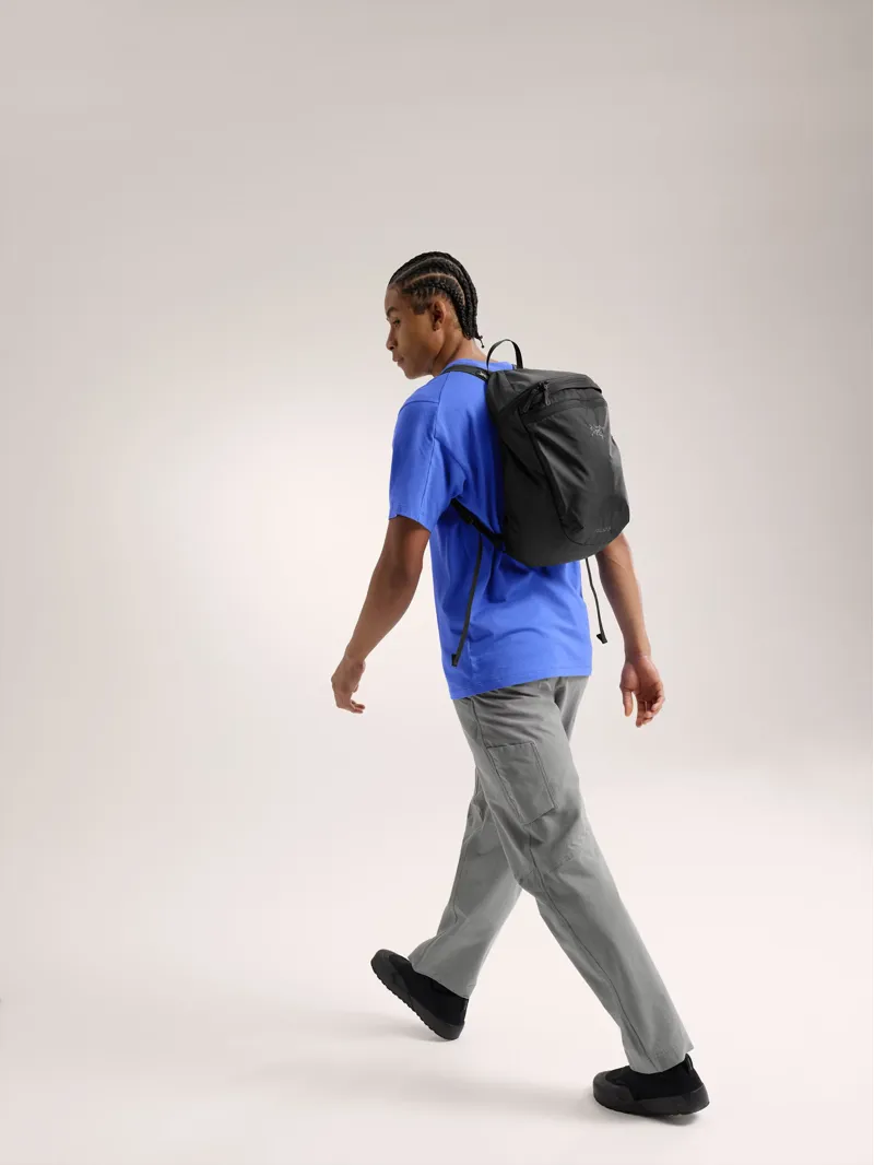 Arc'teryx Heliad 15 Backpack in Black-7