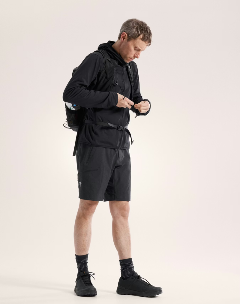 Arc'teryx Men's Kyanite Lightweight Hoody in Black-7