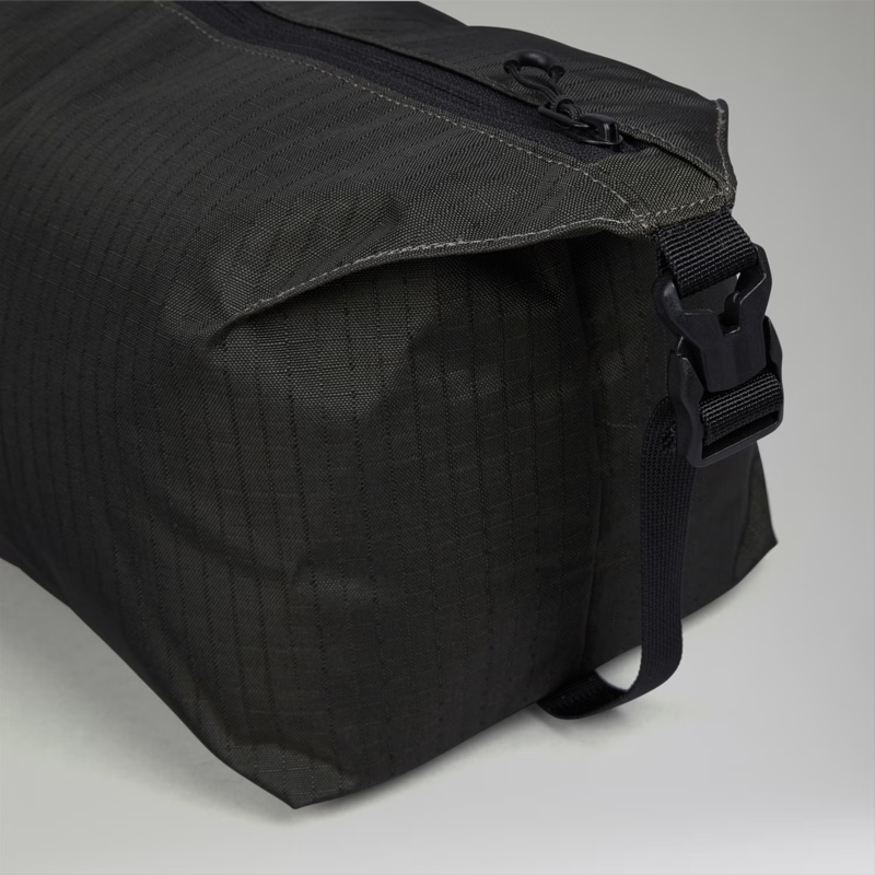 Berghaus Wanderwise Packing Cube in Peat Brown - Large-5