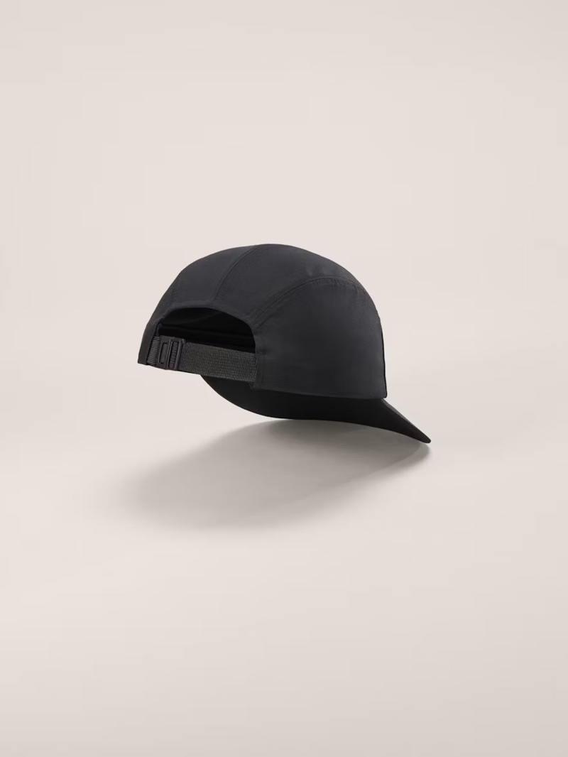 Arc'teryx Gamma 5 Panel Cap in Black/Arctic Silk-1