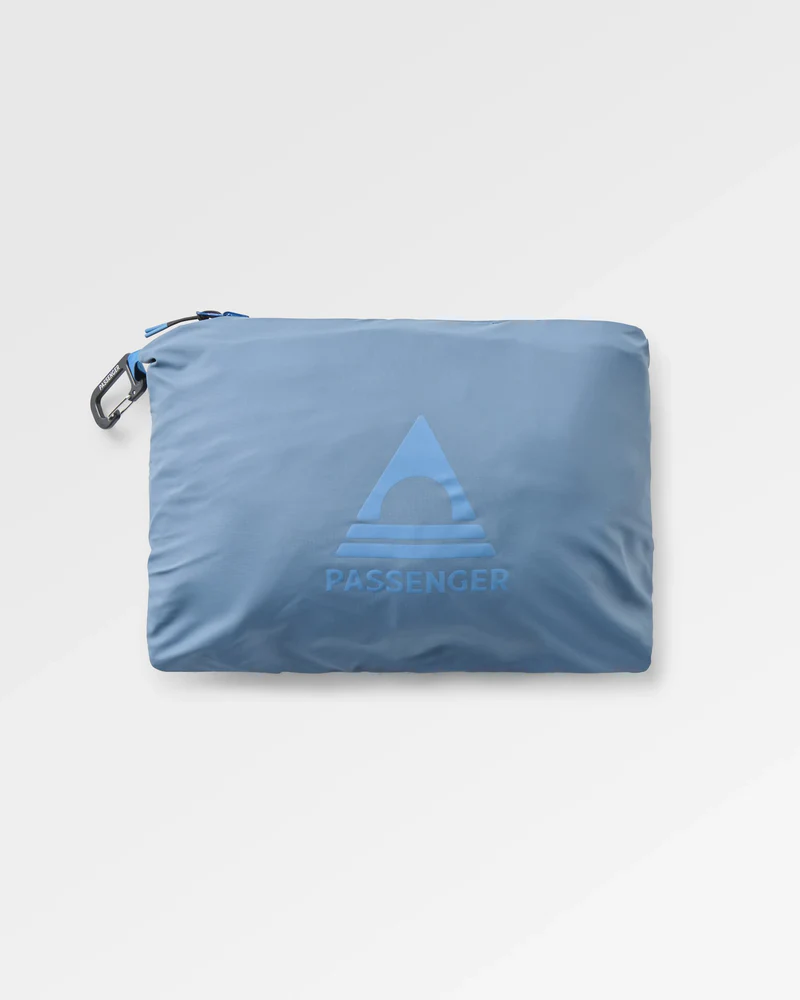 Passenger Men's Daybreak Lightweight Recycled Thermore Insulated Jacket in Rich Navy/Storm Grey/Dark Denim-8