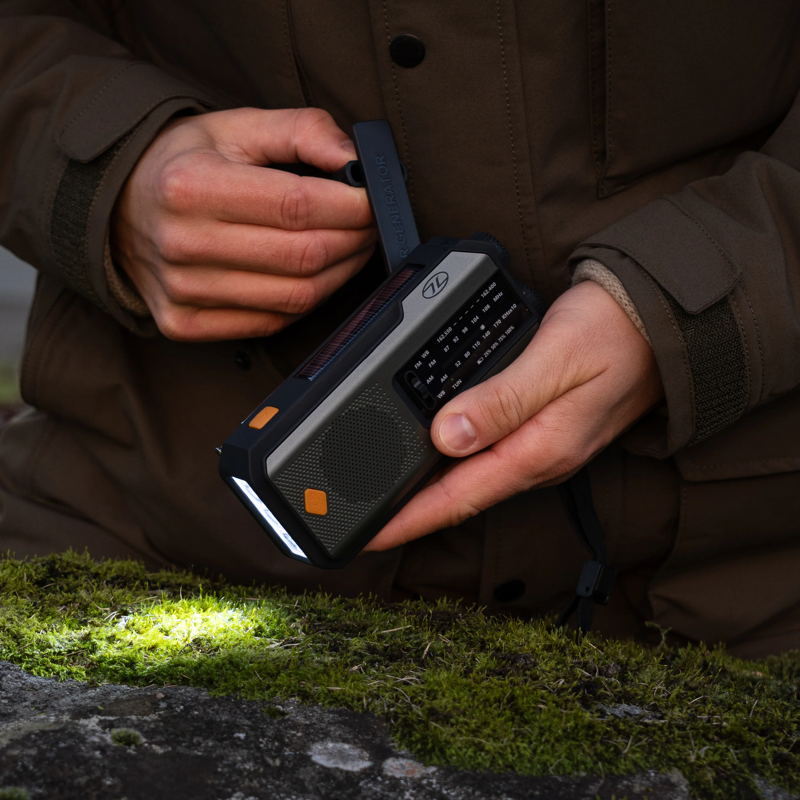 Highlander Universal Survival Emergency Hub - Powerbank/Torch/Radio/SOS-11
