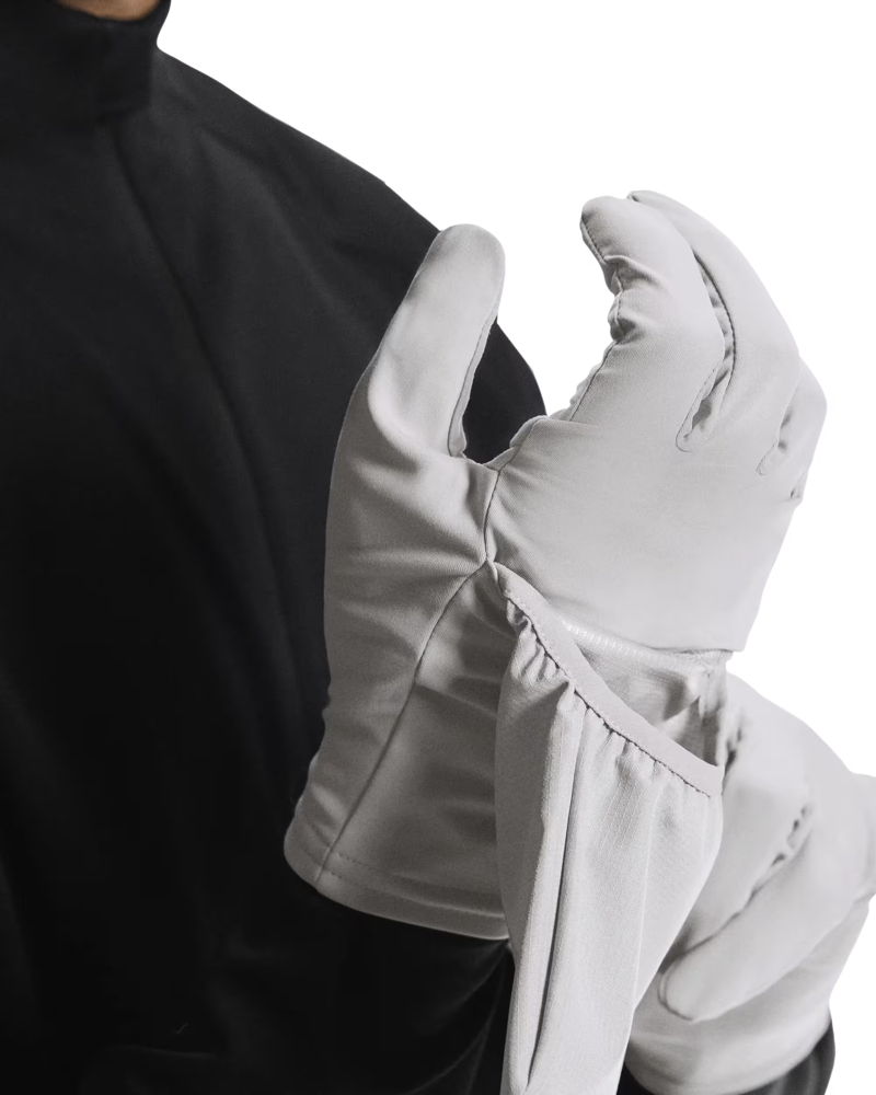 On Running Core Glove in Alloy-1