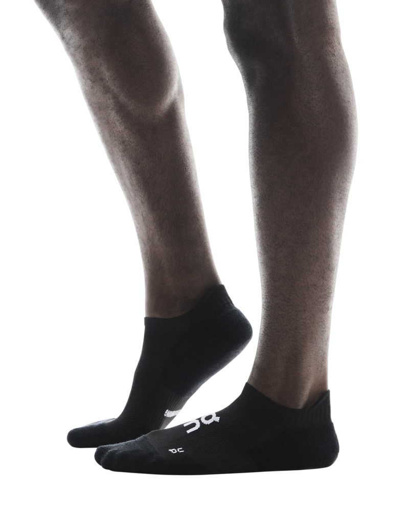 On Running Core Low Run Sock 2-Pack in Black-1