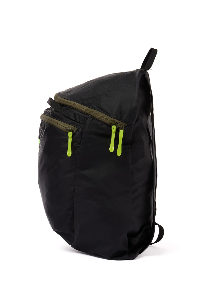 Arc'teryx Heliad 15 Backpack in Spotlight-1