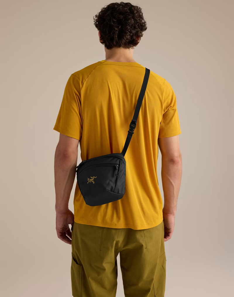 Arc'teryx Mantis 2 Waist Pack in 24K Black-3
