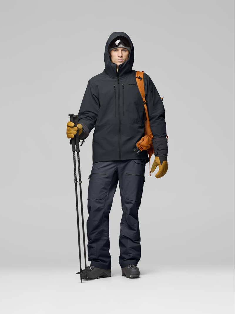 Norrona Men's Lofoten Flex1 Jacket in Caviar Black-5
